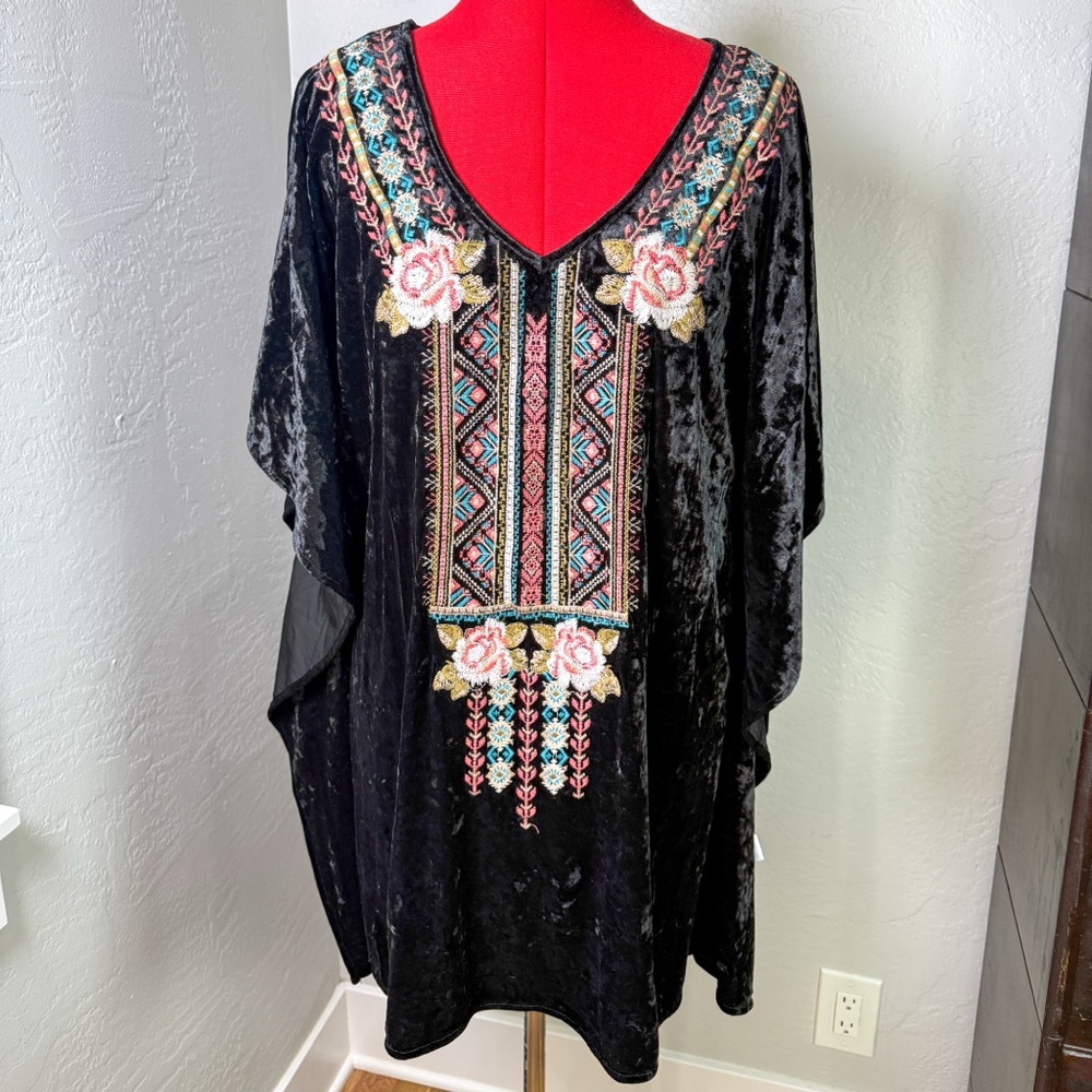Black Velvet Embroidered V-Neck Tunic Top